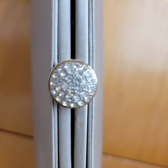 VTG Preview Collection Handbag. Silver Fabric with Diamond Closure. Very Cute! - Picture 3 of 5